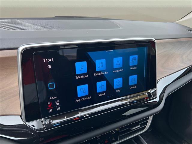 used 2024 Volkswagen Atlas car, priced at $35,900