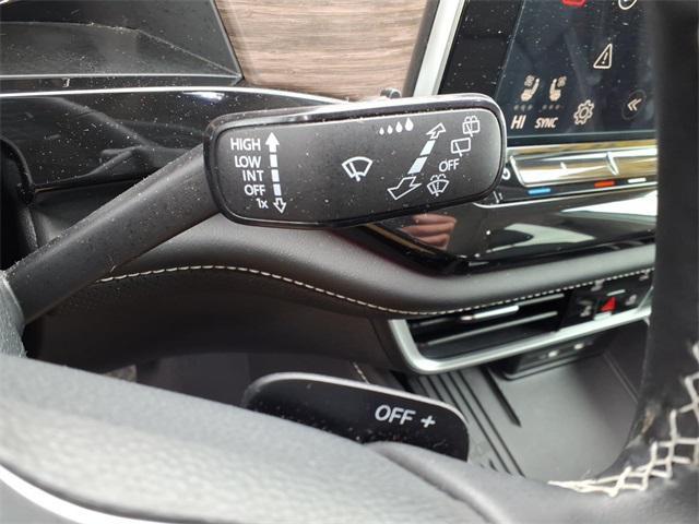 used 2025 Volkswagen Atlas car, priced at $43,000