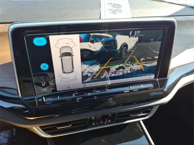 new 2026 Volkswagen Atlas car, priced at $44,076