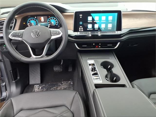 new 2026 Volkswagen Atlas car, priced at $39,200