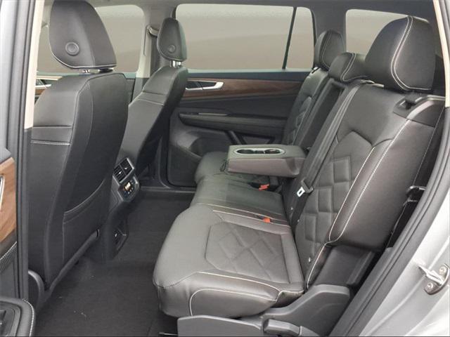 new 2026 Volkswagen Atlas car, priced at $39,200