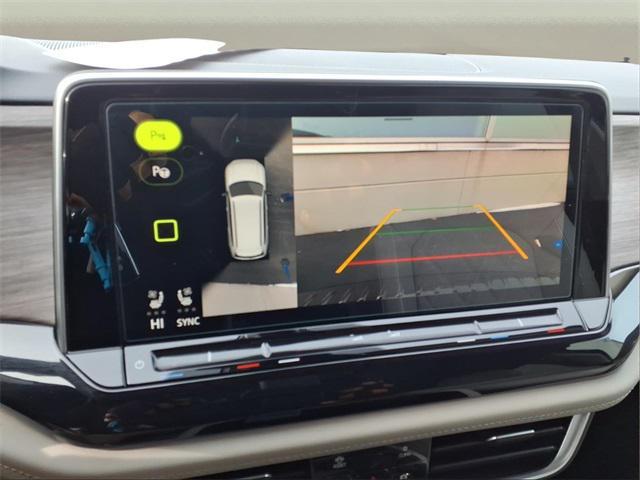 new 2026 Volkswagen Atlas car, priced at $52,205