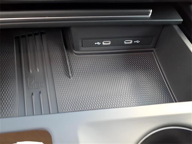 new 2026 Volkswagen Atlas car, priced at $39,637