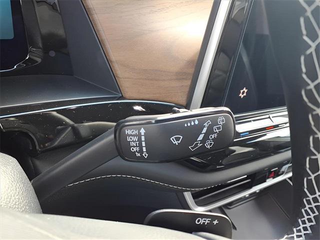 new 2026 Volkswagen Atlas car, priced at $39,637