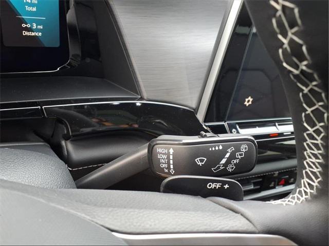 new 2026 Volkswagen Atlas Cross Sport car, priced at $43,894