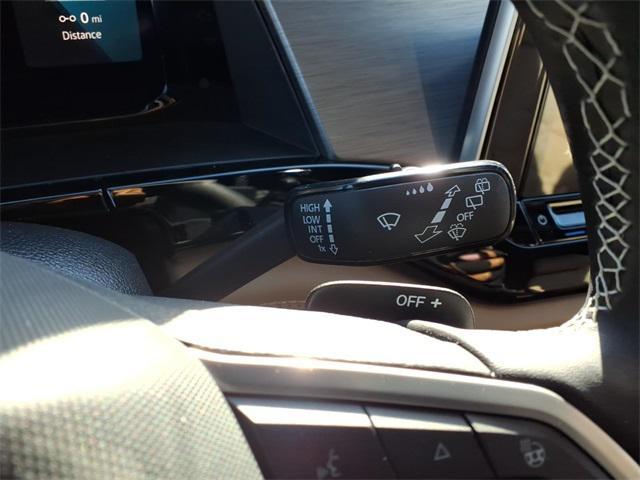 new 2026 Volkswagen Atlas Cross Sport car, priced at $43,299