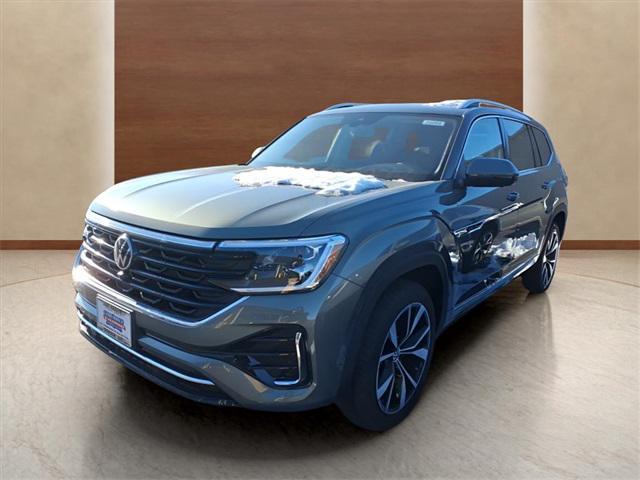 new 2026 Volkswagen Atlas car, priced at $52,216