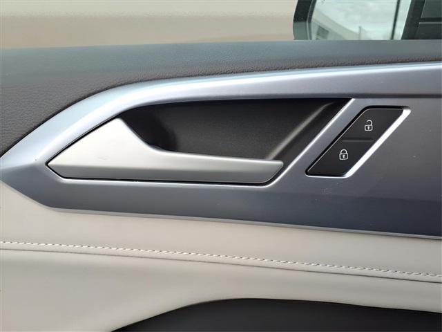 new 2025 Volkswagen Taos car, priced at $27,763