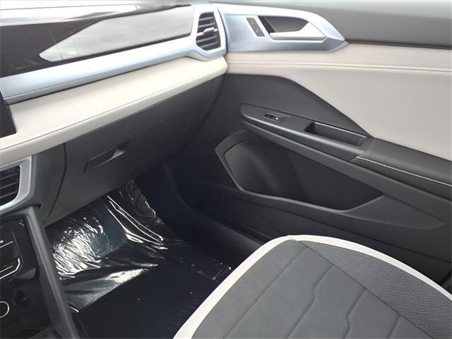 new 2025 Volkswagen Taos car, priced at $27,763