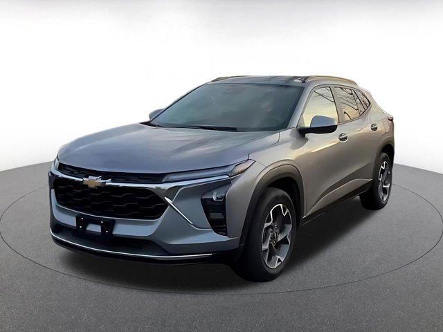 used 2025 Chevrolet Trax car, priced at $19,625