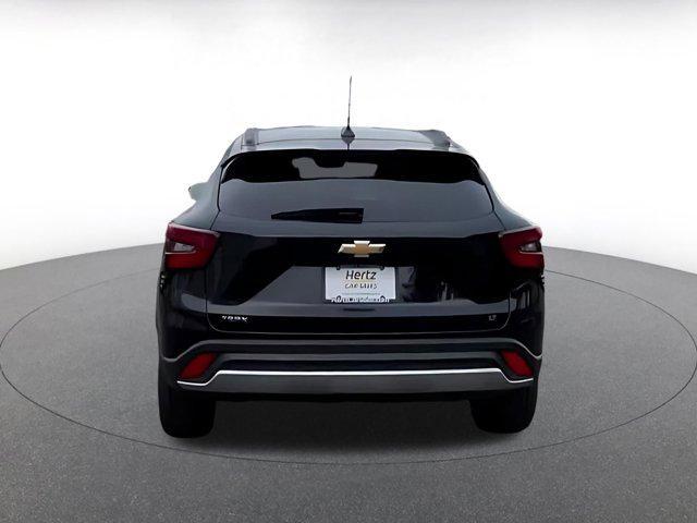 used 2025 Chevrolet Trax car, priced at $20,450