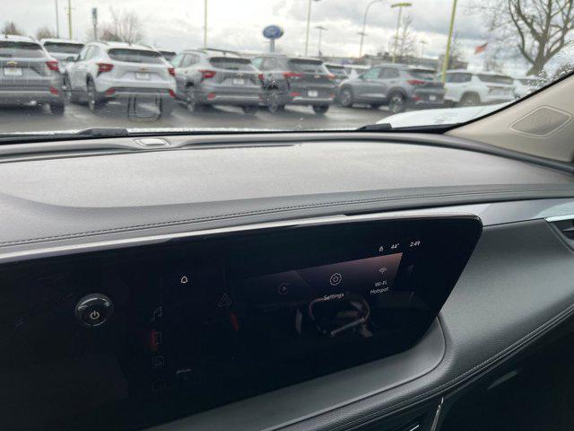 used 2025 Buick Encore GX car, priced at $21,126