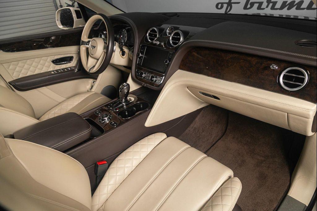 used 2017 Bentley Bentayga car