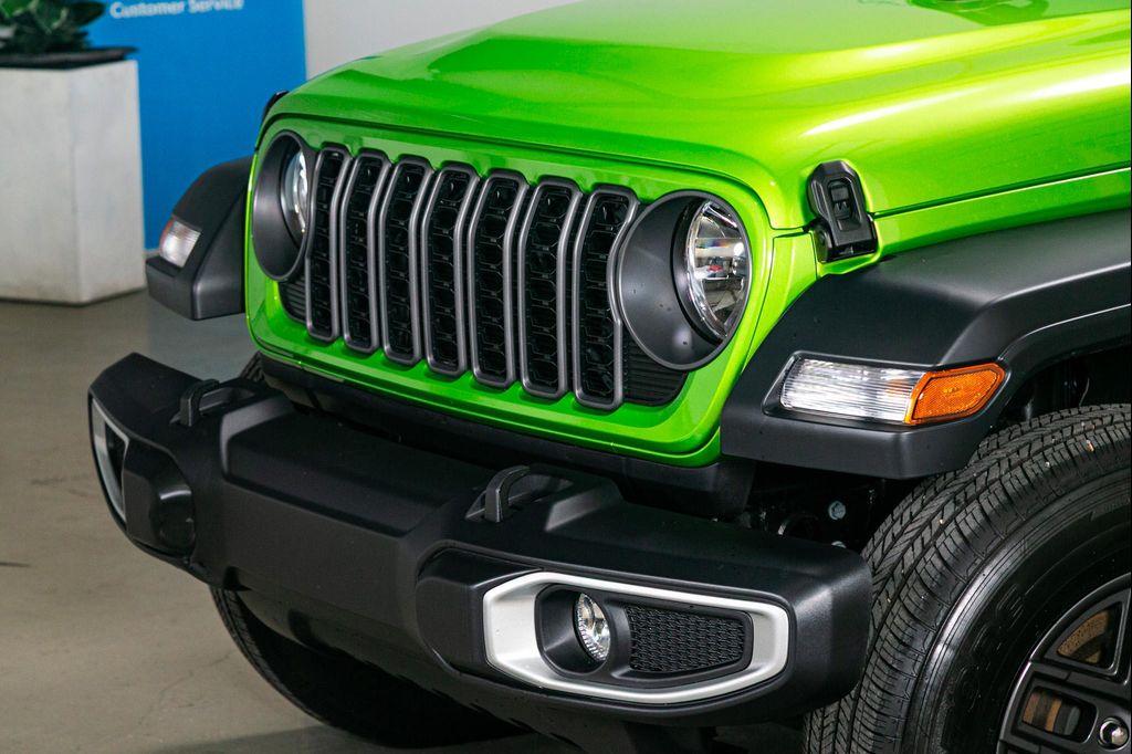 used 2025 Jeep Gladiator car, priced at $35,995