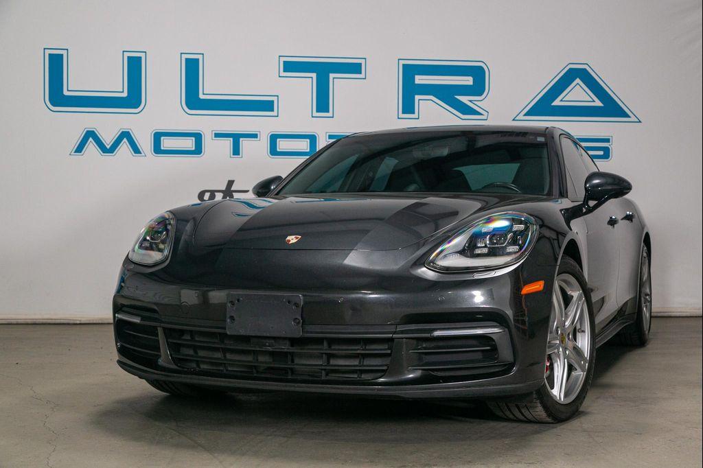 used 2018 Porsche Panamera car