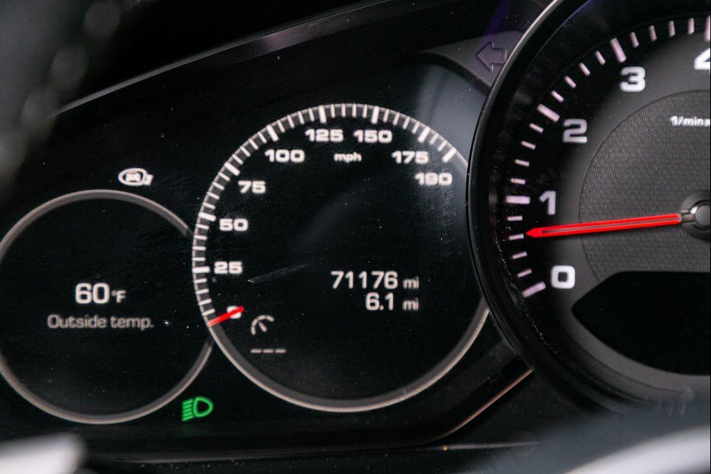 used 2018 Porsche Panamera car