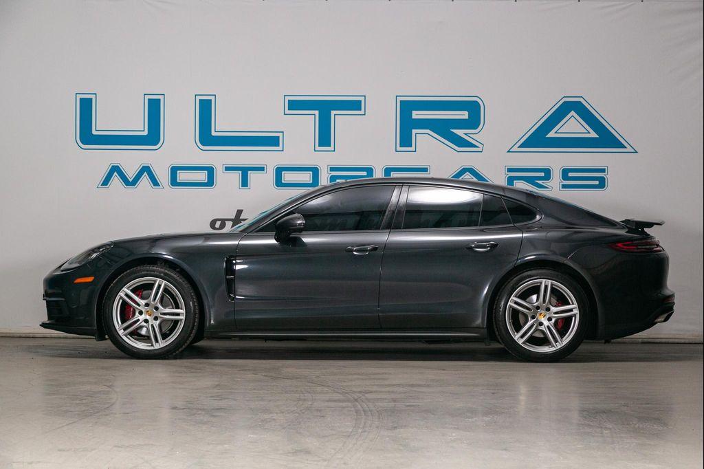 used 2018 Porsche Panamera car