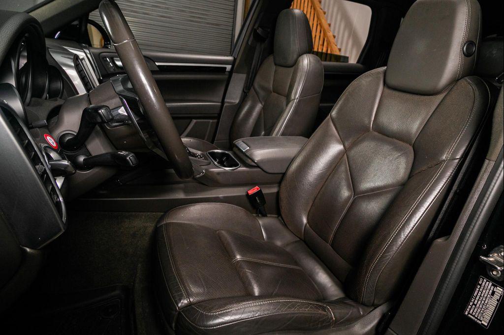 used 2017 Porsche Cayenne car