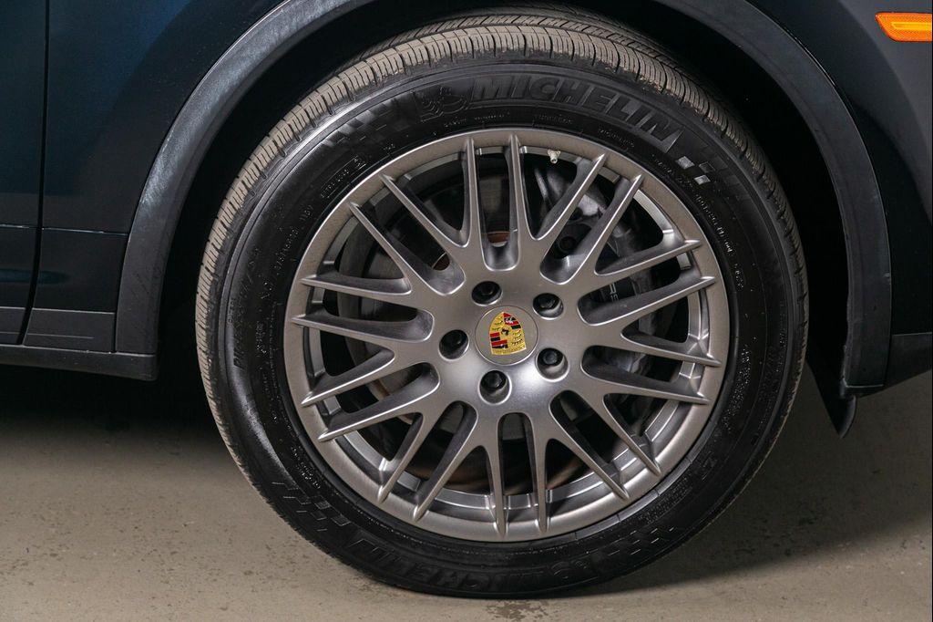 used 2017 Porsche Cayenne car