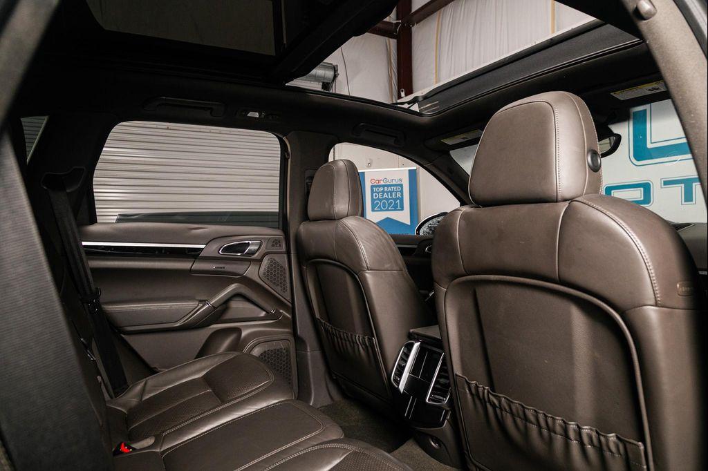 used 2017 Porsche Cayenne car
