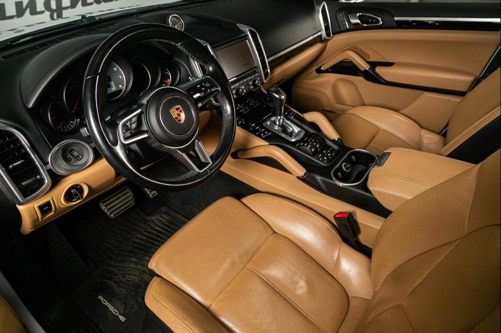 used 2016 Porsche Cayenne car