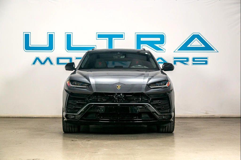 used 2019 Lamborghini Urus car