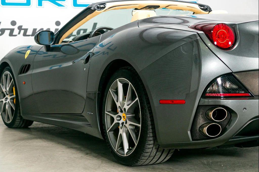 used 2011 Ferrari California car