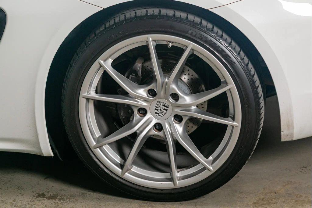 used 2018 Porsche 718 Cayman car