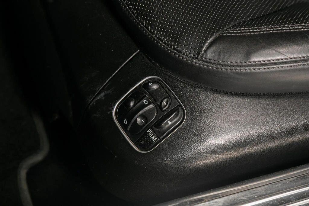 used 2009 Mercedes-Benz SL-Class car