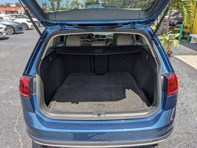 used 2017 Volkswagen Golf Alltrack car, priced at $14,999