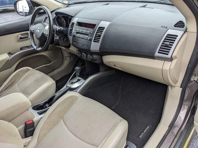 used 2011 Mitsubishi Outlander car, priced at $7,499