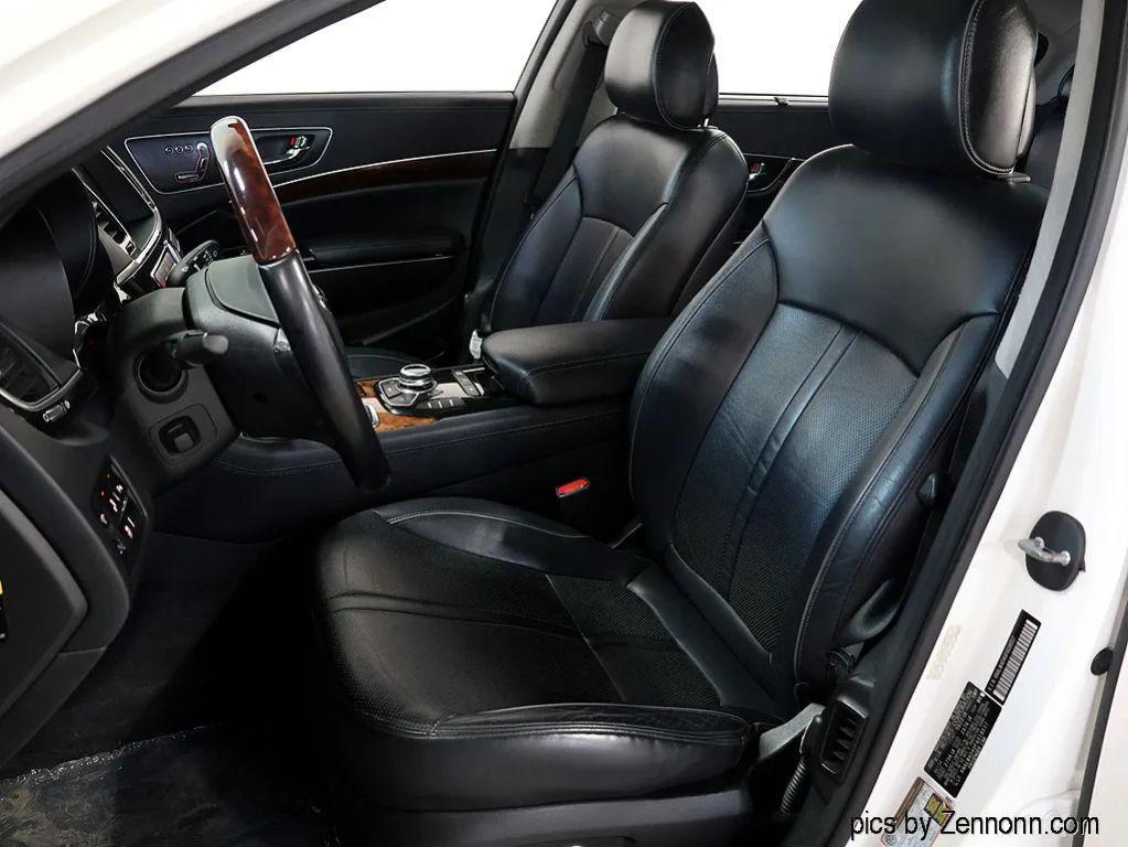 used 2015 Kia K900 car, priced at $17,999