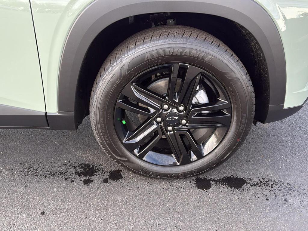 new 2026 Chevrolet Trax car, priced at $28,425