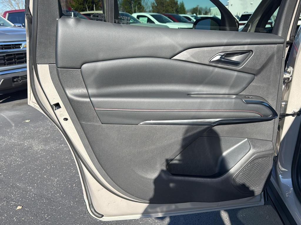 new 2026 Chevrolet Traverse car, priced at $52,727