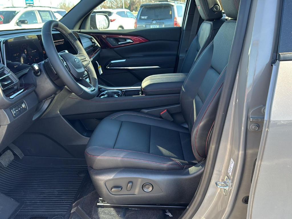 new 2026 Chevrolet Traverse car, priced at $52,727