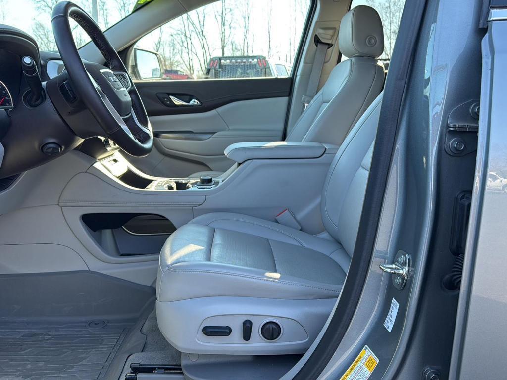 used 2023 GMC Acadia car, priced at $31,750