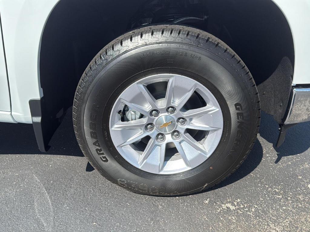 new 2026 Chevrolet Silverado 1500 car, priced at $32,971