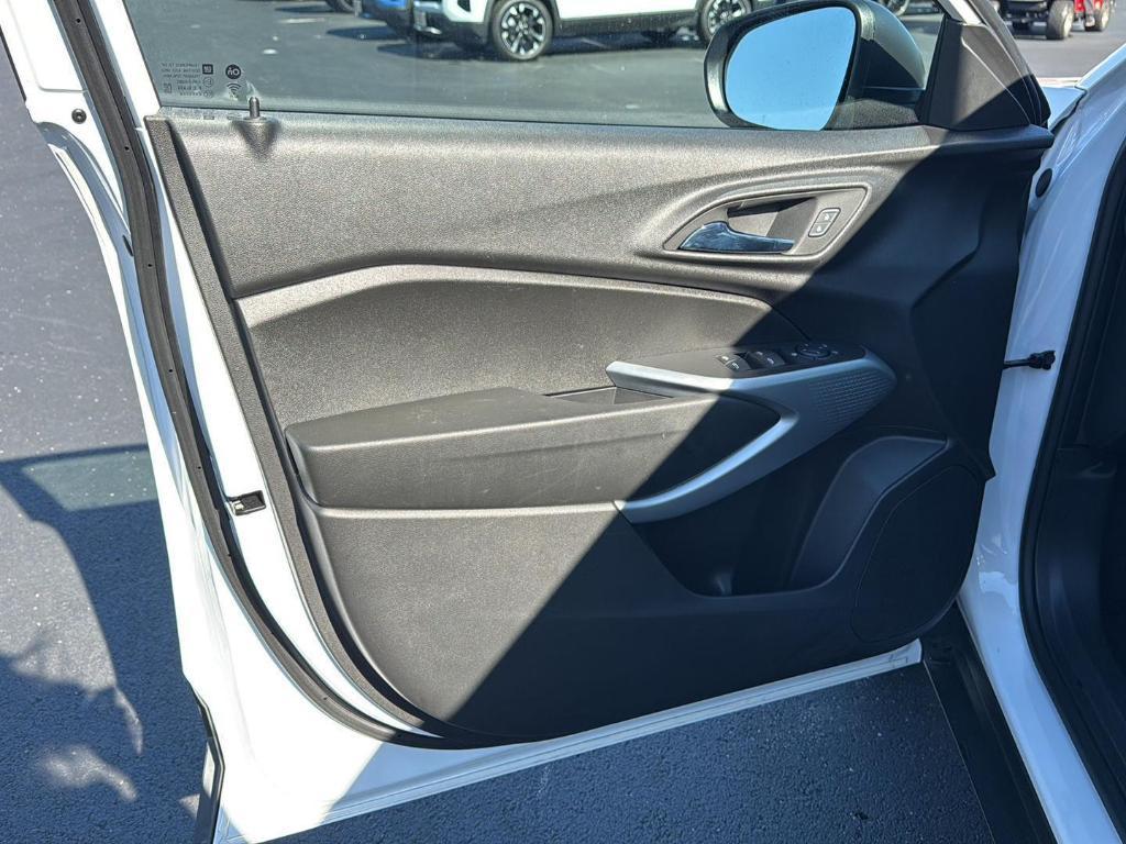 used 2025 Chevrolet Trax car, priced at $20,000