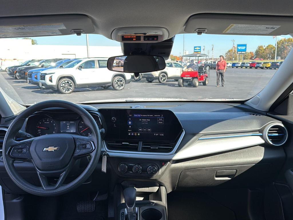 used 2025 Chevrolet Trax car, priced at $20,000