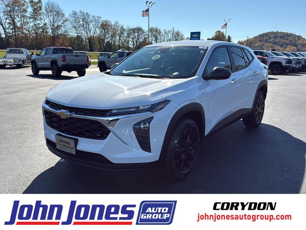 used 2025 Chevrolet Trax car, priced at $20,000