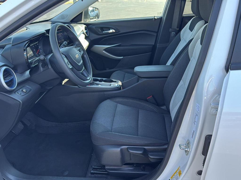 used 2025 Chevrolet Trax car, priced at $20,000