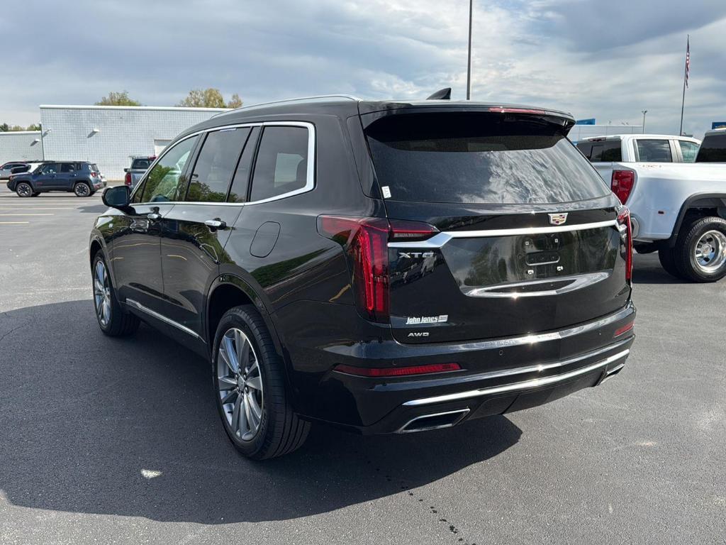 used 2023 Cadillac XT6 car, priced at $36,000