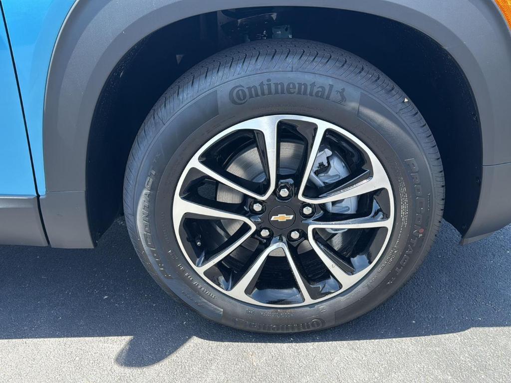 new 2026 Chevrolet TrailBlazer car, priced at $27,880