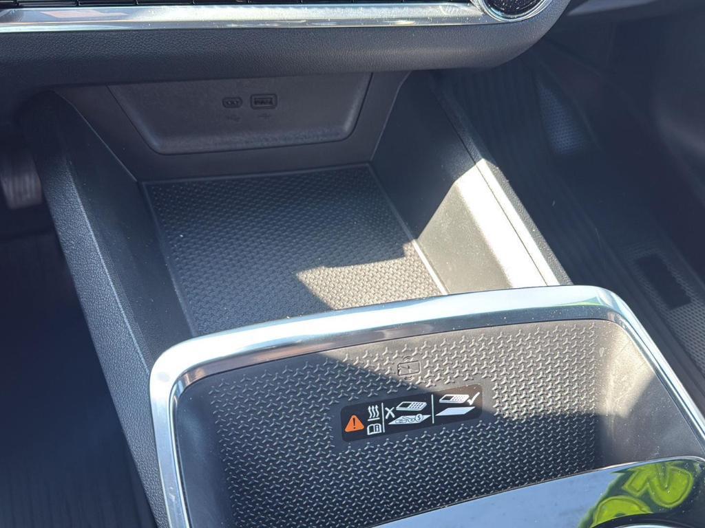 used 2026 Chevrolet Equinox car, priced at $30,000