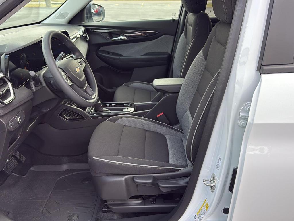 new 2026 Chevrolet TrailBlazer car, priced at $25,985