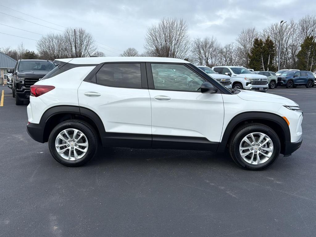 new 2026 Chevrolet TrailBlazer car, priced at $25,985