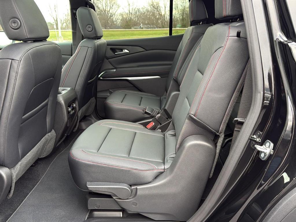 new 2026 Chevrolet Traverse car, priced at $51,265