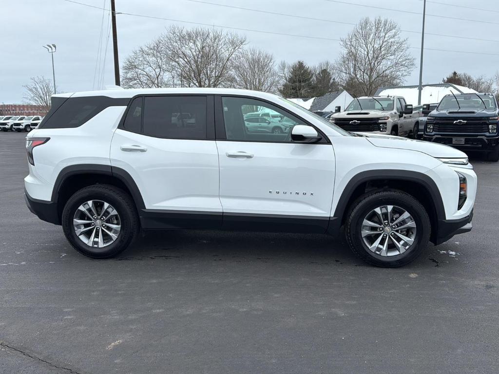 used 2025 Chevrolet Equinox car, priced at $27,500