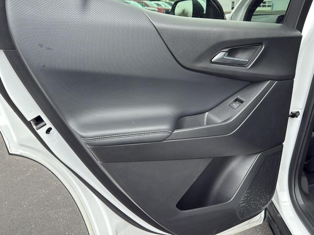 used 2025 Chevrolet Equinox car, priced at $27,500