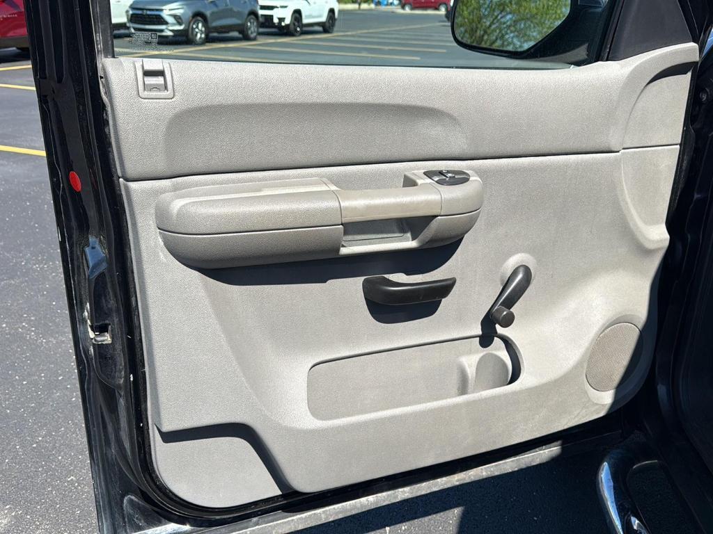 used 2009 Chevrolet Silverado 1500 car, priced at $5,750
